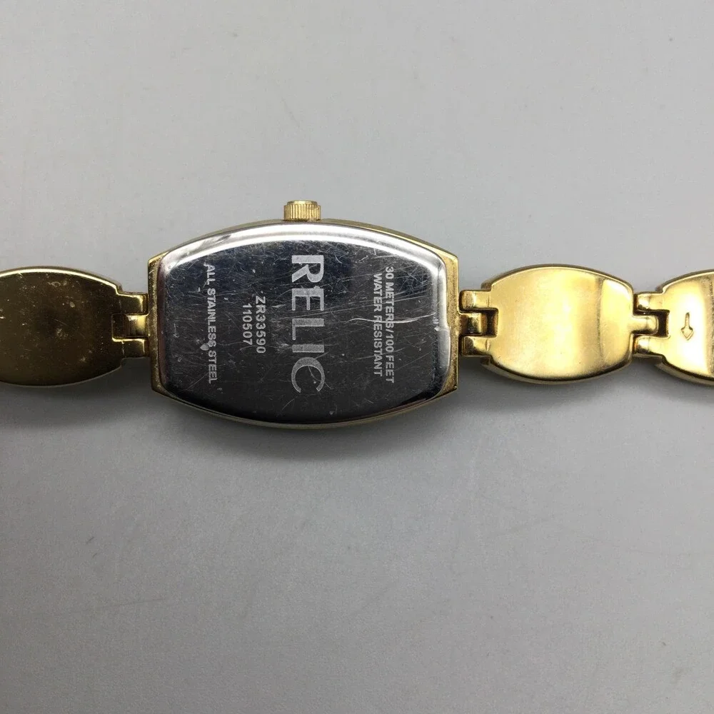 Relic Womens Watch 17mm Gold Tone Dress Bracelet ZR33590 New Battery 5.75